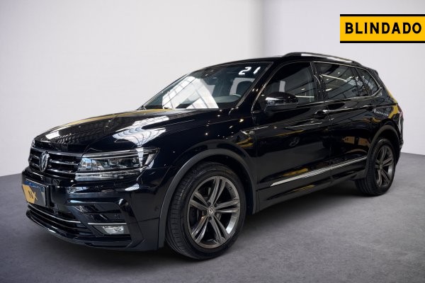 VOLKSWAGEN Tiguan 2.0 TSI R-LINE 16V TURBO GASOLINA 4P TIPTRONIC 2021/2021 VOLKSWAGEN Tiguan 2.0 TSI R-LINE 16V TURBO GASOLINA 4P TIPTRONIC 2021/2021